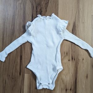 Baby Size 12-18M White Ribbed Ruffle Shoulder Lettuce Hem Onsie